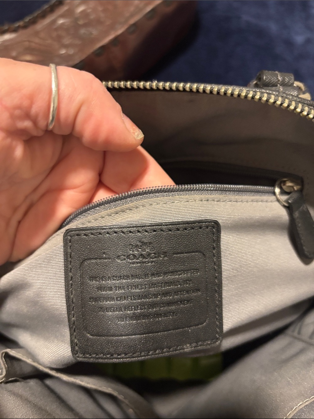 Coach Black Leather Women's Bag - Picture 2 of 2